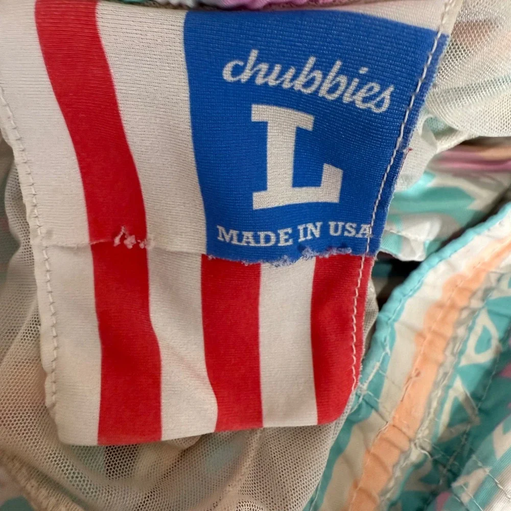 Chubbies Swim Trunks Mens L 38x5.5 Geometric Shorts Quick‎ Dry Lined Drawstring